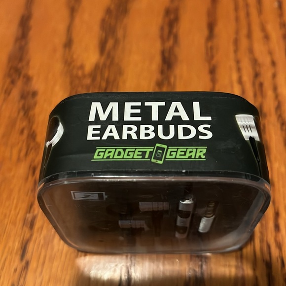 Metal earbuds - Picture 4 of 4